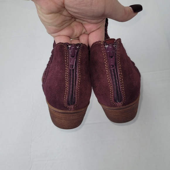 EARTH Womens Peak‎ Perry Perforated  Burgandy Wine Bootie 7.5W Style 3318 - Picture 7 of 13